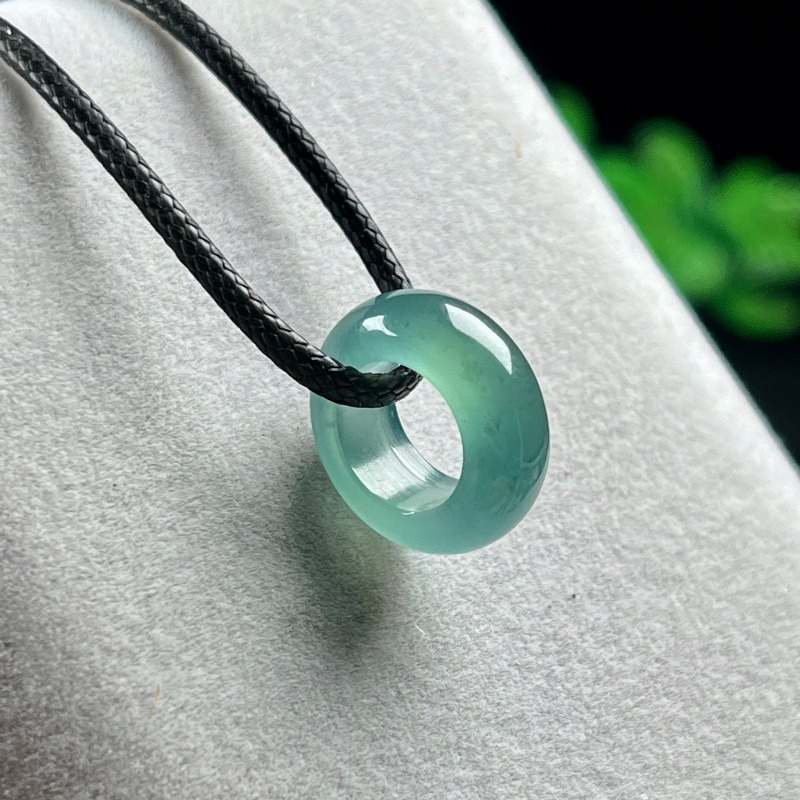 Jewelry & Watches Ltd - Natural Emerald Blue Water Lucky Bead
