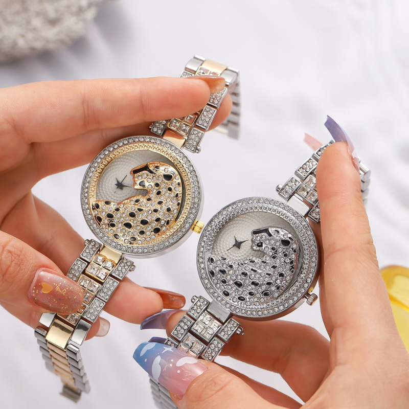 UTHAI H30 Leopard Head Women's - đánh giá và giá Jewels On Watches