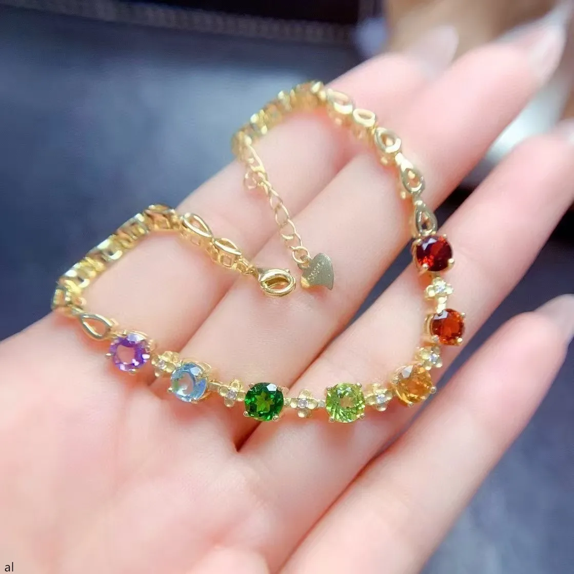 Boutique Jewelry Women's Brace - đánh giá và giá Al Ain Jewelry & Watches Exhibition 2025