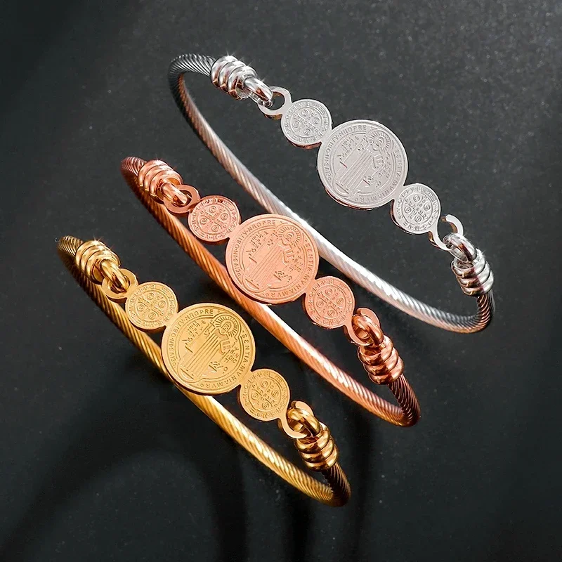 Stainless Steel Saint Benito C - đánh giá và giá Al Ain Jewelry & Watches Exhibition 2025