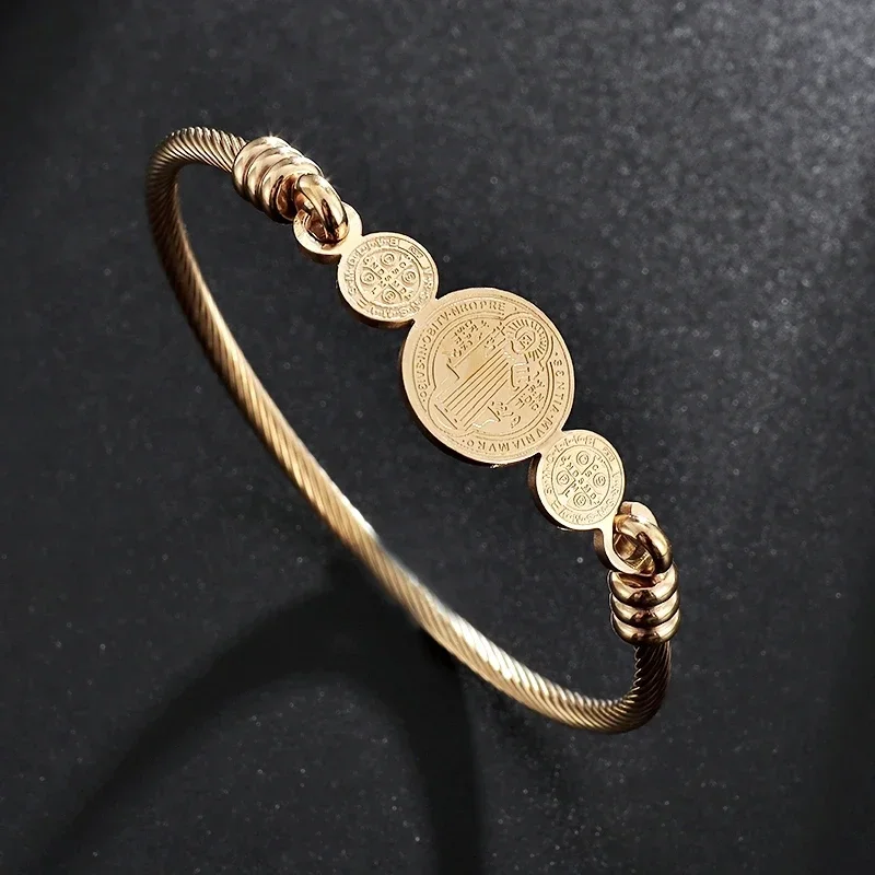 Stainless Steel Saint Benito C - đánh giá và giá Al Ain Jewelry & Watches Exhibition 2025